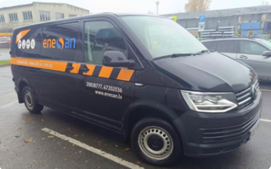 Mūsu auto — vienmēr ceļā